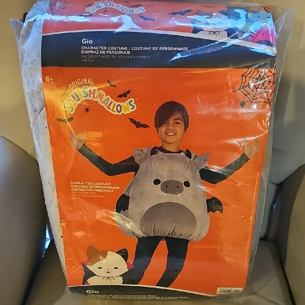 Squishmallow "Gio" Costume